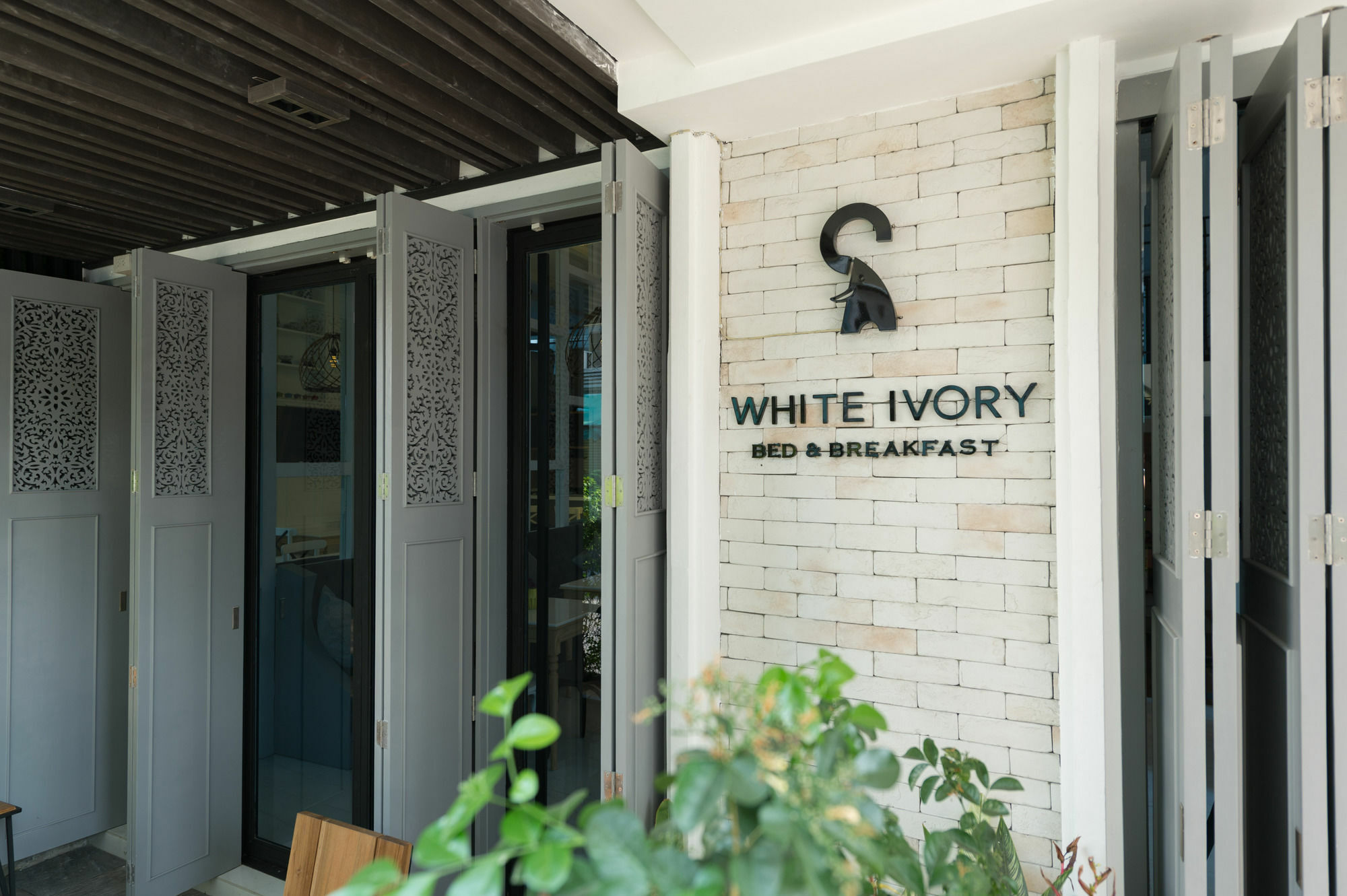 White Ivory Bed And Breakfast Banguecoque Exterior foto